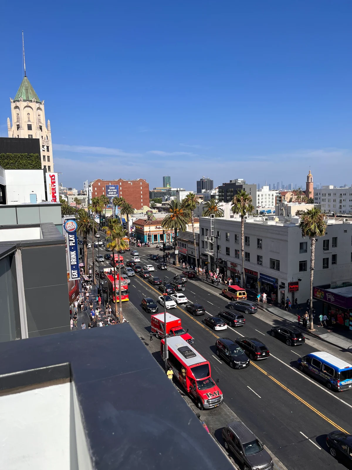 Traffic road in Los Angeles